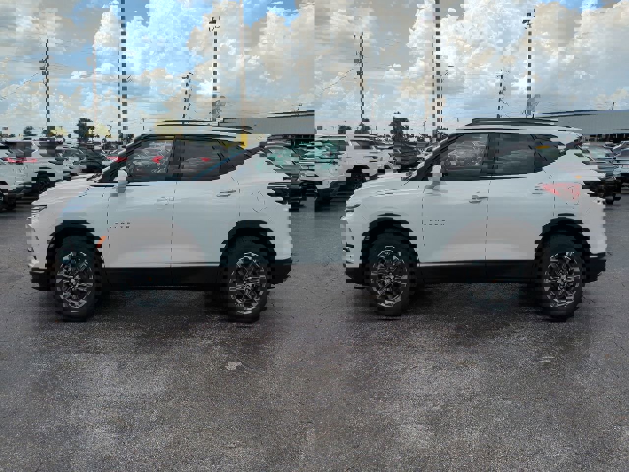 New 2025 Chevrolet Blazer LT w/ Convenience Package image 7