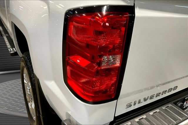 Used 2018 Chevrolet Silverado 2500 LTZ w/ Custom Sport Edition AWD/4WD image 23