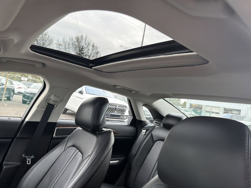 Used 2015 Lincoln MKZ AWD w/ Equipment Group 102A Reserve image 28