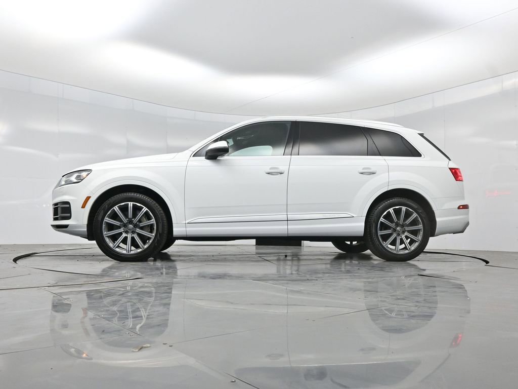 Used 2018 Audi Q7 3.0T Premium Plus w/ Premium Plus Package AWD/4WD image 6