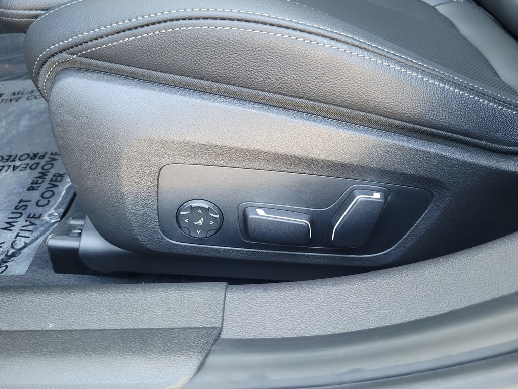 Used 2025 BMW M340i w/ Premium Package RWD image 13