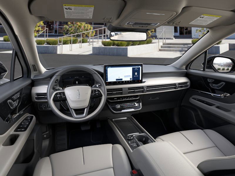 New 2025 Lincoln Corsair FWD image 8