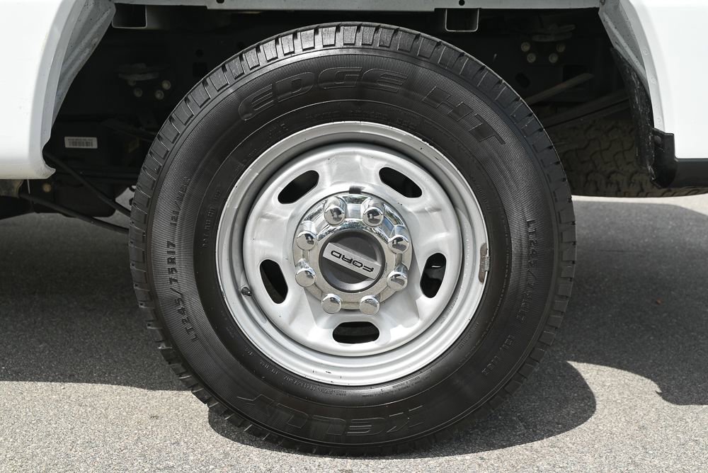 Used 2017 Ford F350 XL RWD image 8