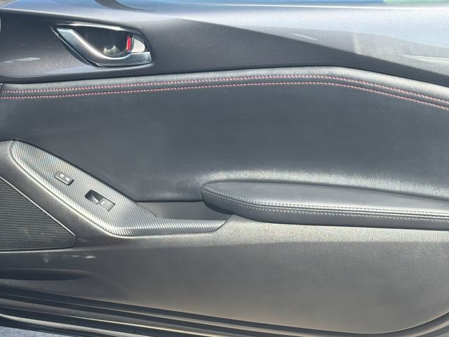 Used 2019 MAZDA MX-5 Miata Grand Touring RWD image 16