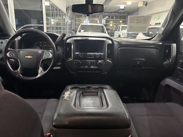 Used 2018 Chevrolet Silverado 1500 LT w/ All Star Edition image 28