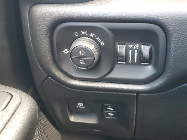 New 2026 RAM 1500 Big Horn AWD/4WD image 19