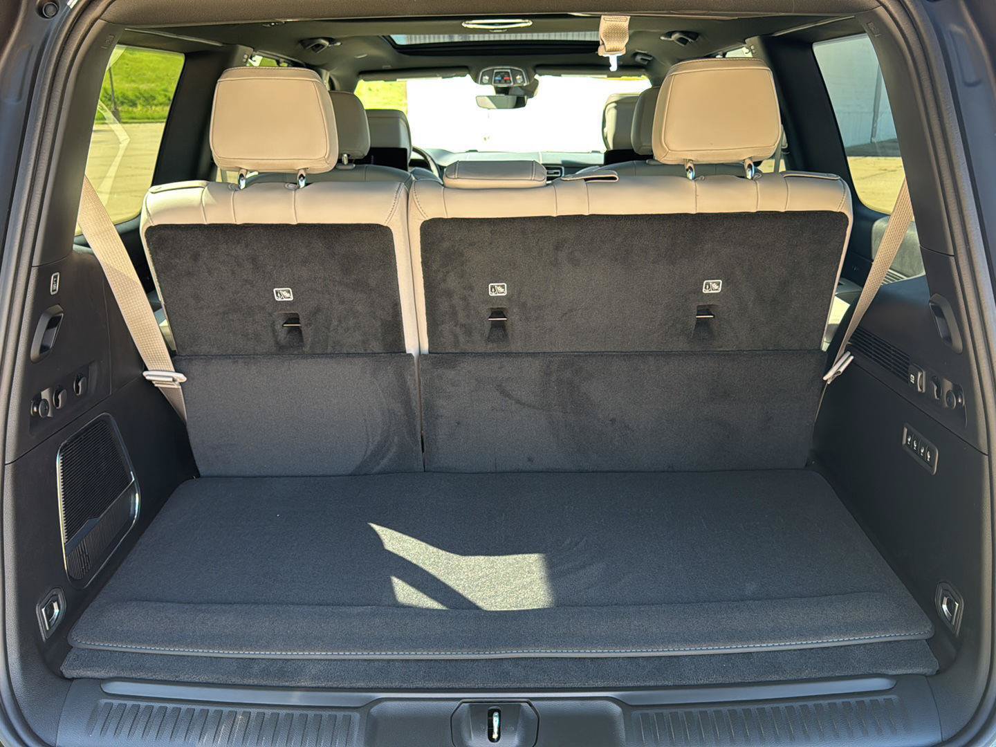 New 2026 Jeep Grand Wagoneer Limited AWD/4WD image 25