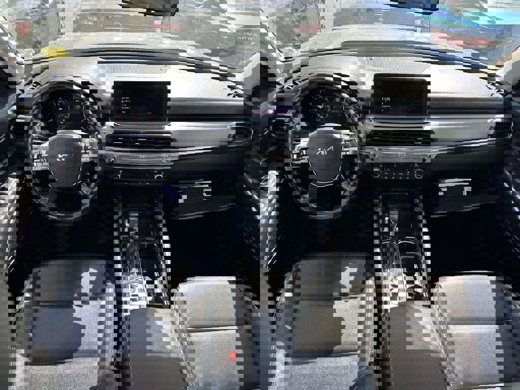 Certified 2022 Kia Telluride S image 15