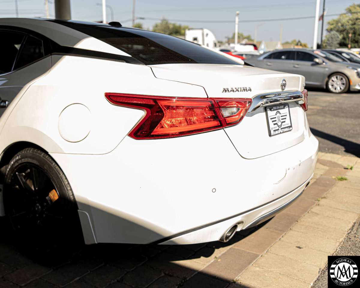 Used 2016 Nissan Maxima Platinum image 13