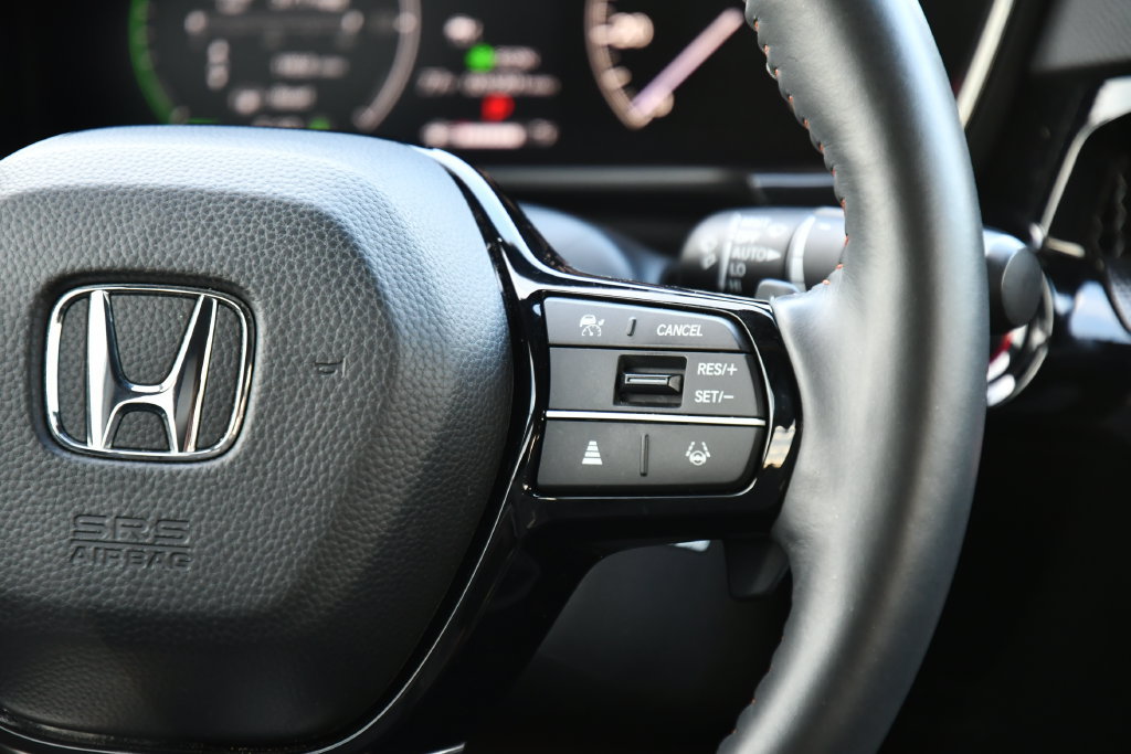 Used 2024 Honda CR-V Sport Touring image 28