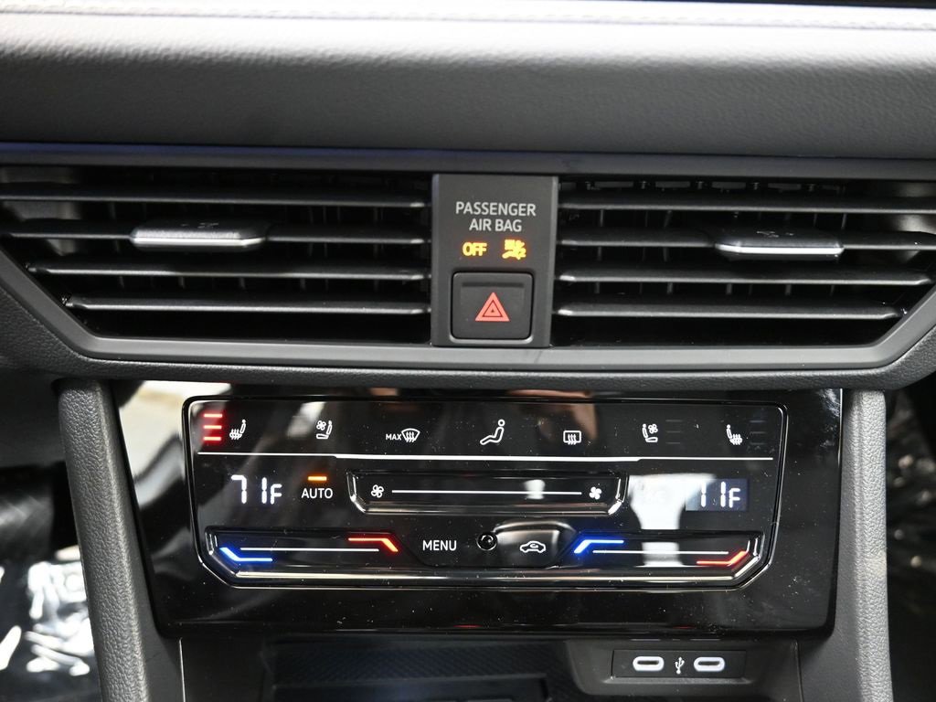 New 2026 Volkswagen Jetta SEL image 32