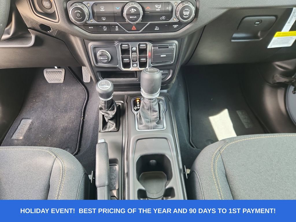 New 2025 Jeep Gladiator Sport image 18