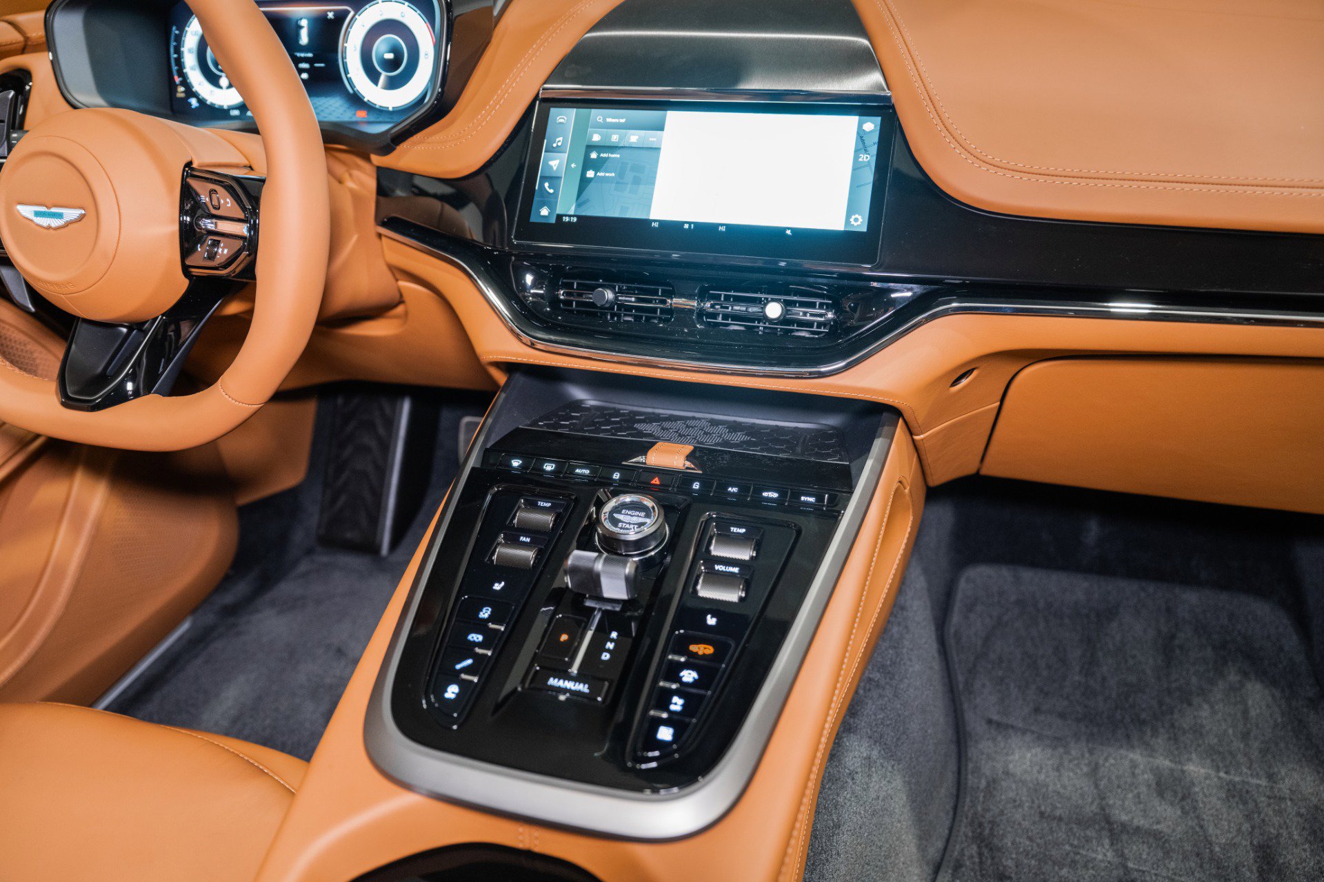 New 2026 Aston Martin DBX S image 27