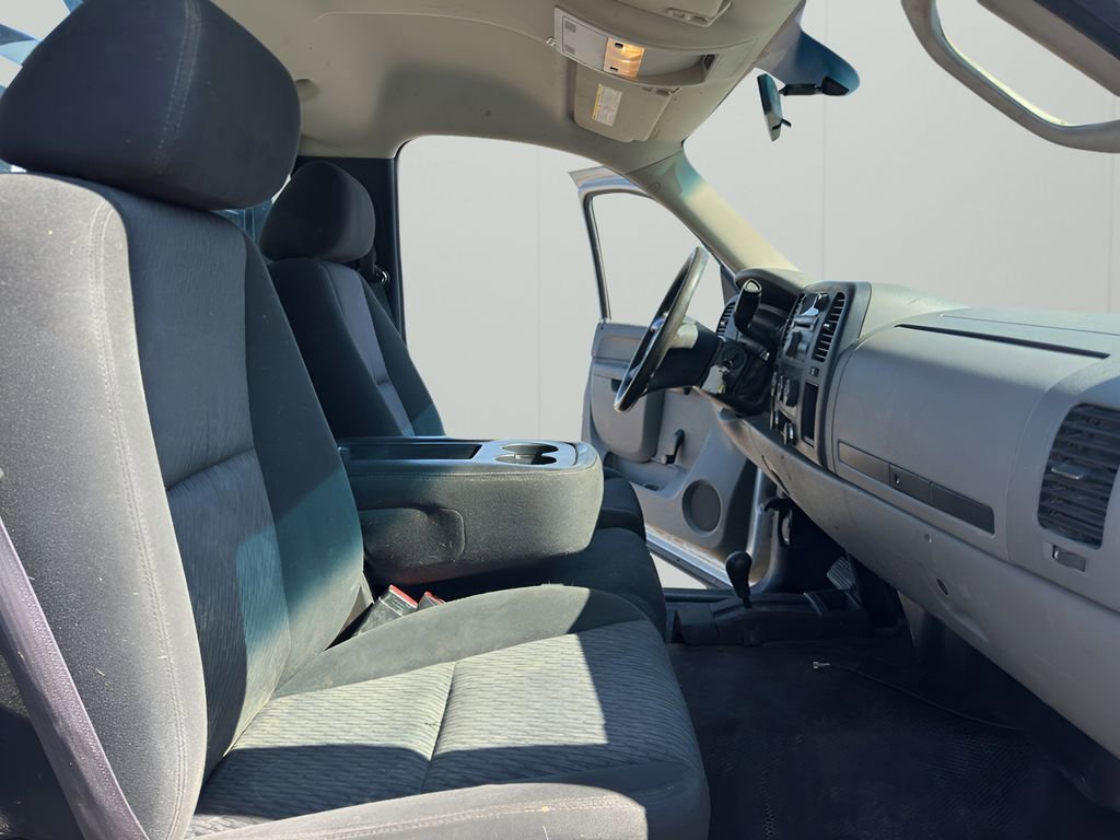 Used 2013 GMC Sierra 3500 W/T image 12