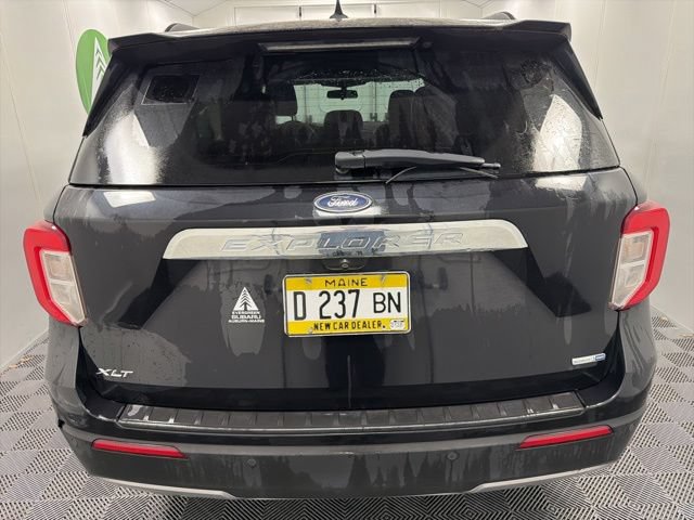 Used 2020 Ford Explorer XLT w/ Equipment Group 202A AWD/4WD image 5