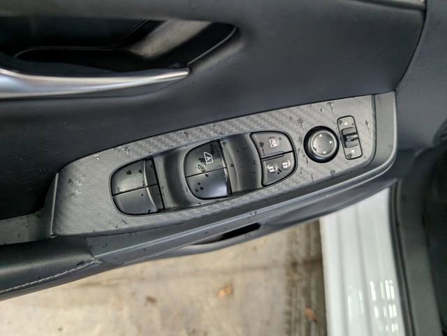 Used 2024 Nissan Sentra SV FWD image 21