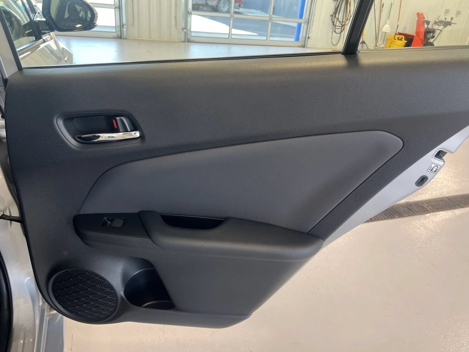 Used 2019 Toyota Prius LE FWD image 20
