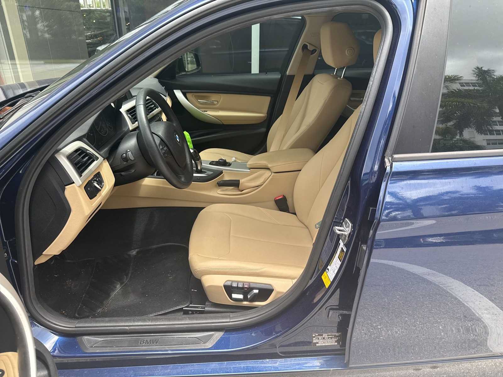 Used 2018 BMW 320i Sedan RWD video 2