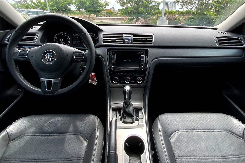 Used 2014 Volkswagen Passat 2.5 SE FWD image 14