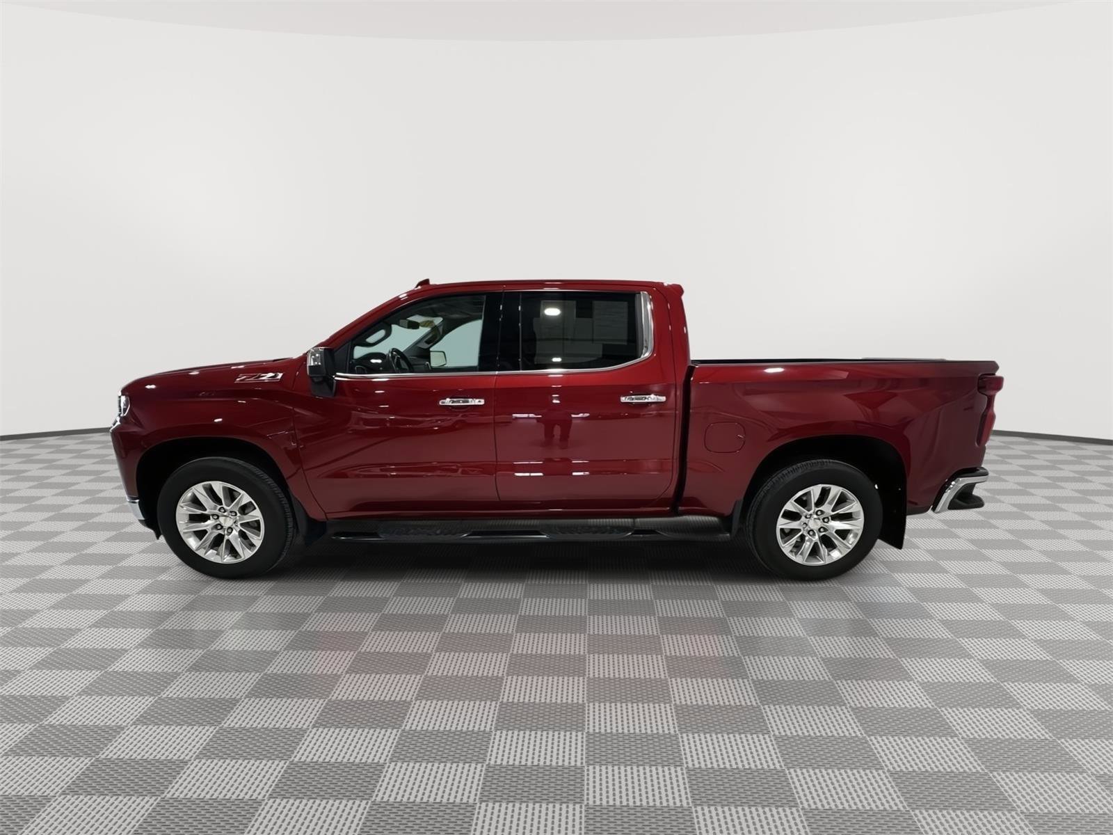 Used 2021 Chevrolet Silverado 1500 LTZ w/ LTZ Premium Package image 2