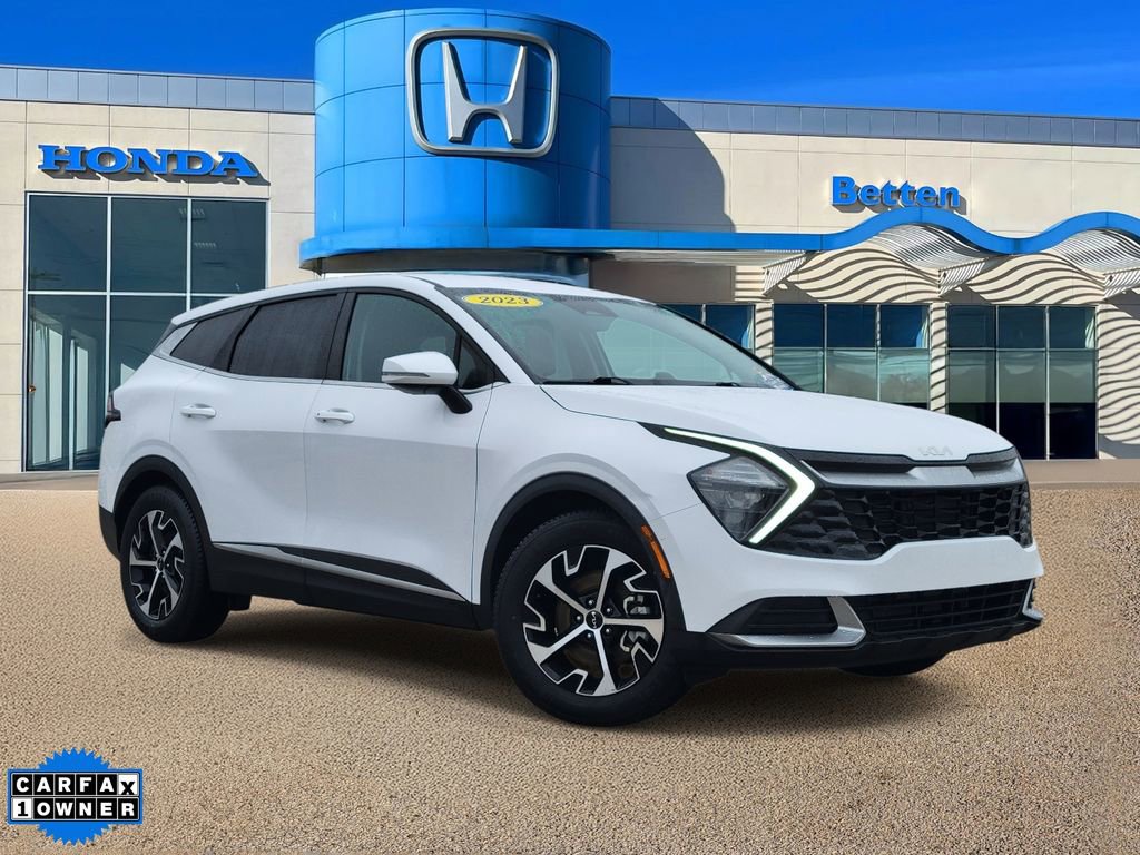 Used 2023 Kia Sportage EX image 1