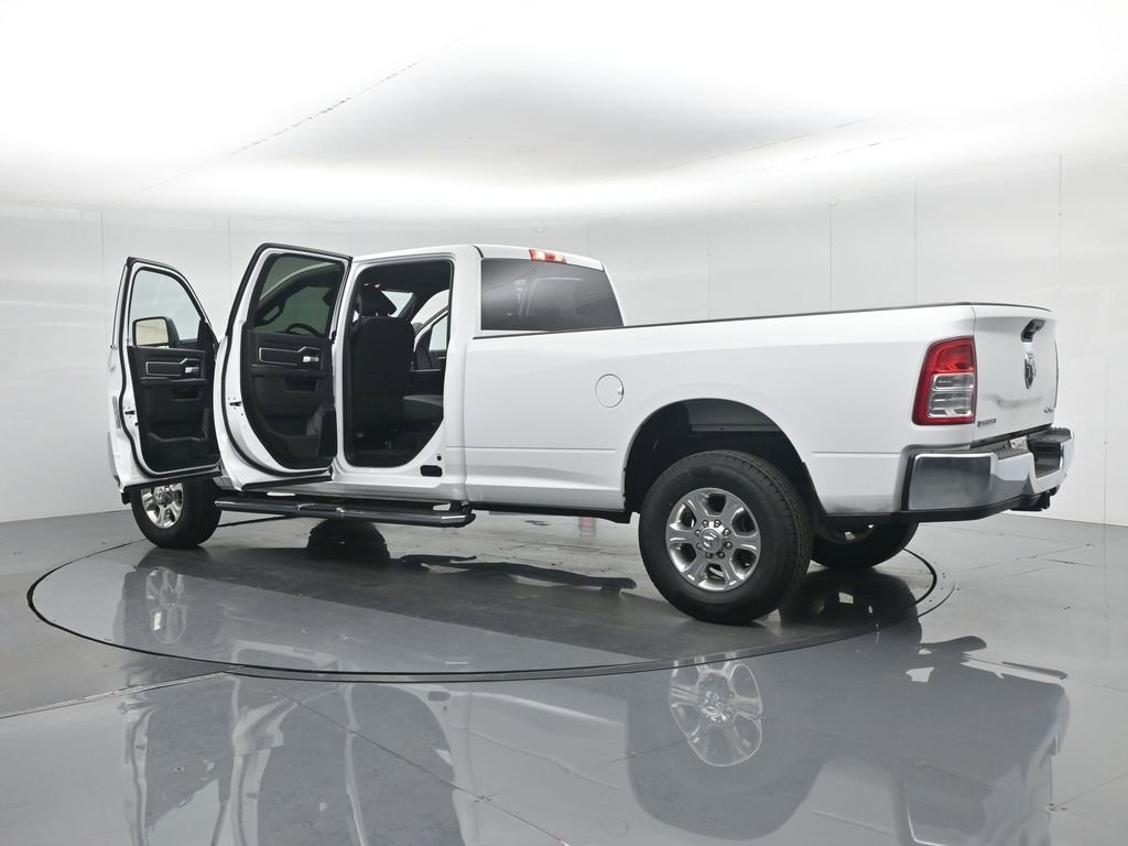Used 2024 RAM 3500 Big Horn image 37