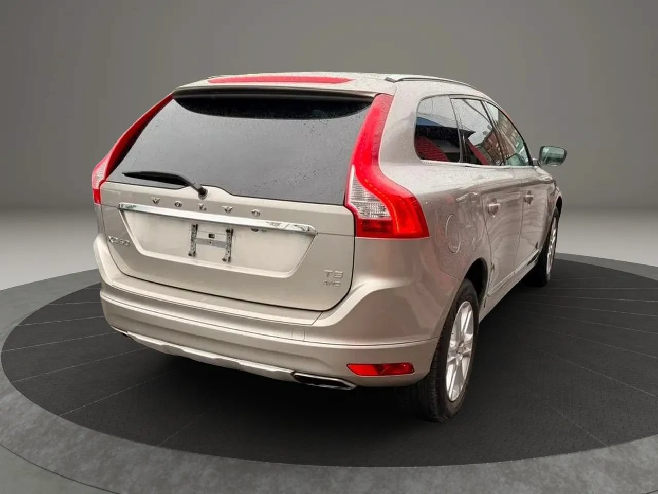 Used 2015 Volvo XC60 T5 Platinum AWD/4WD image 4