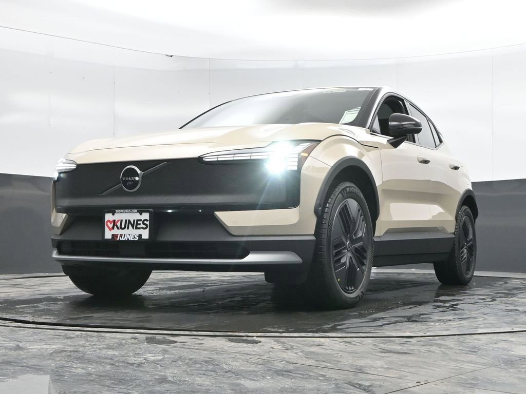 New 2026 Volvo EX30 Cross Country Ultra image 41