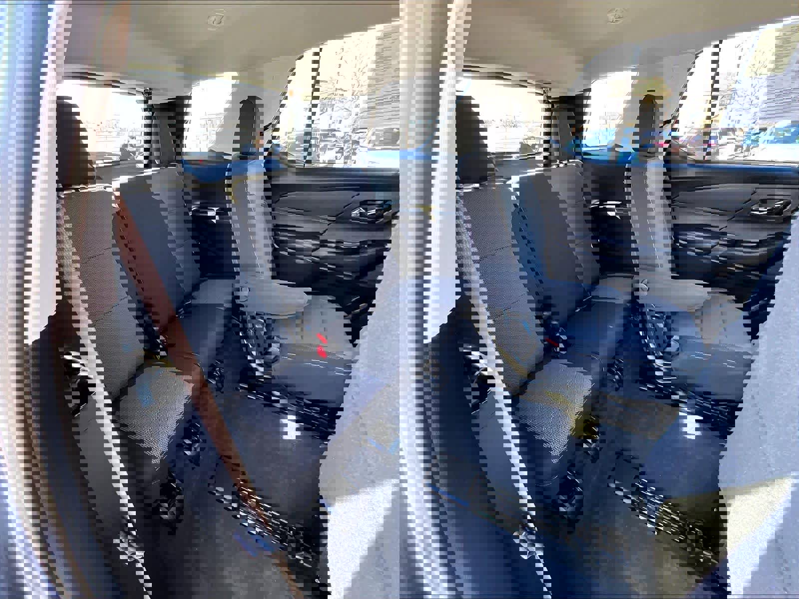 Used 2019 Chevrolet Traverse LT image 17