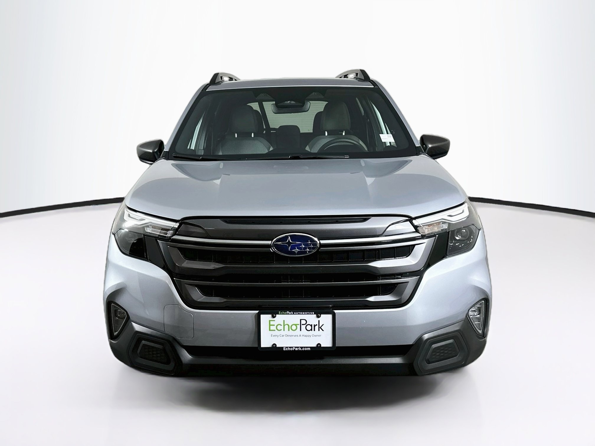 Used 2025 Subaru Forester Premium w/ Convenience Package #1 AWD/4WD image 2