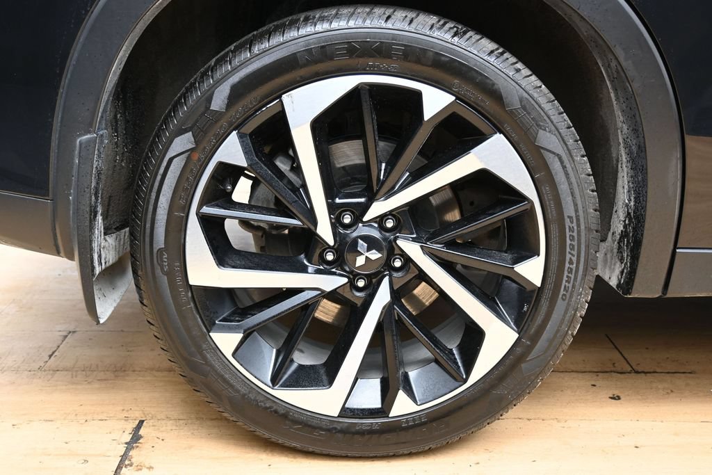 Used 2022 Mitsubishi Outlander SE FWD image 13
