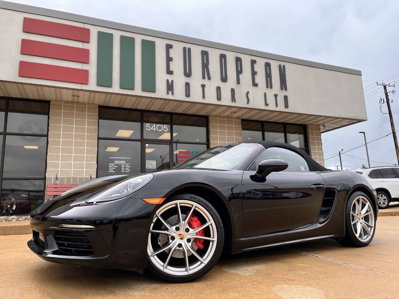 Used 2017 Porsche 718 Boxster S RWD image 1