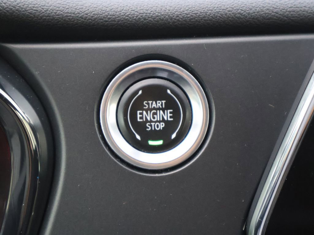 Used 2021 Chevrolet Blazer RS w/ Enhanced Convenience Package image 32