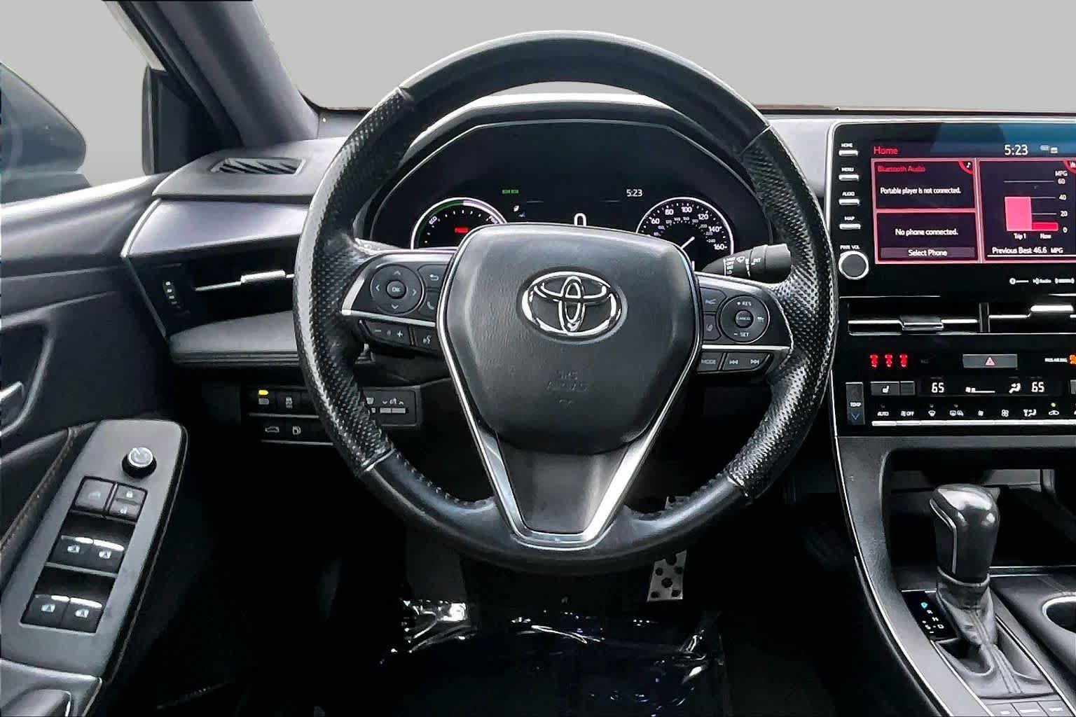 Used 2022 Toyota Avalon XSE FWD image 6