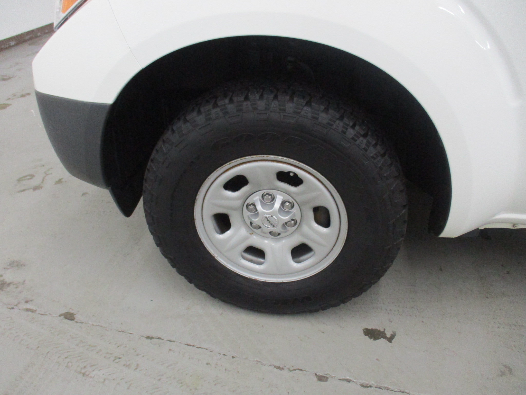 Used 2016 Nissan Frontier S RWD image 4