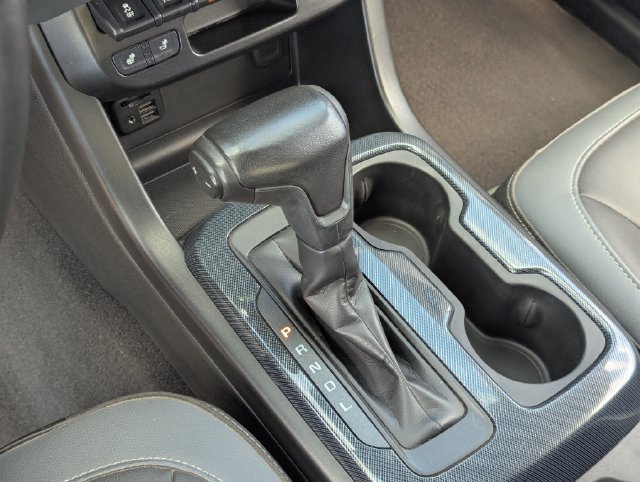 Used 2021 Chevrolet Colorado Z71 w/ Safety Package AWD/4WD image 28
