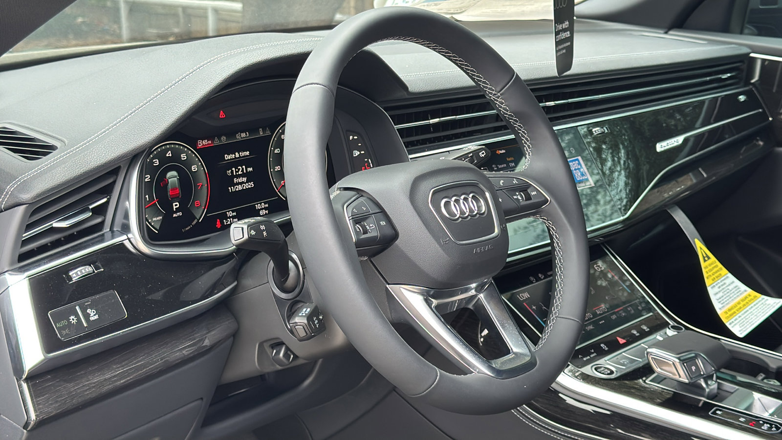New 2026 Audi Q8 Premium Plus image 10