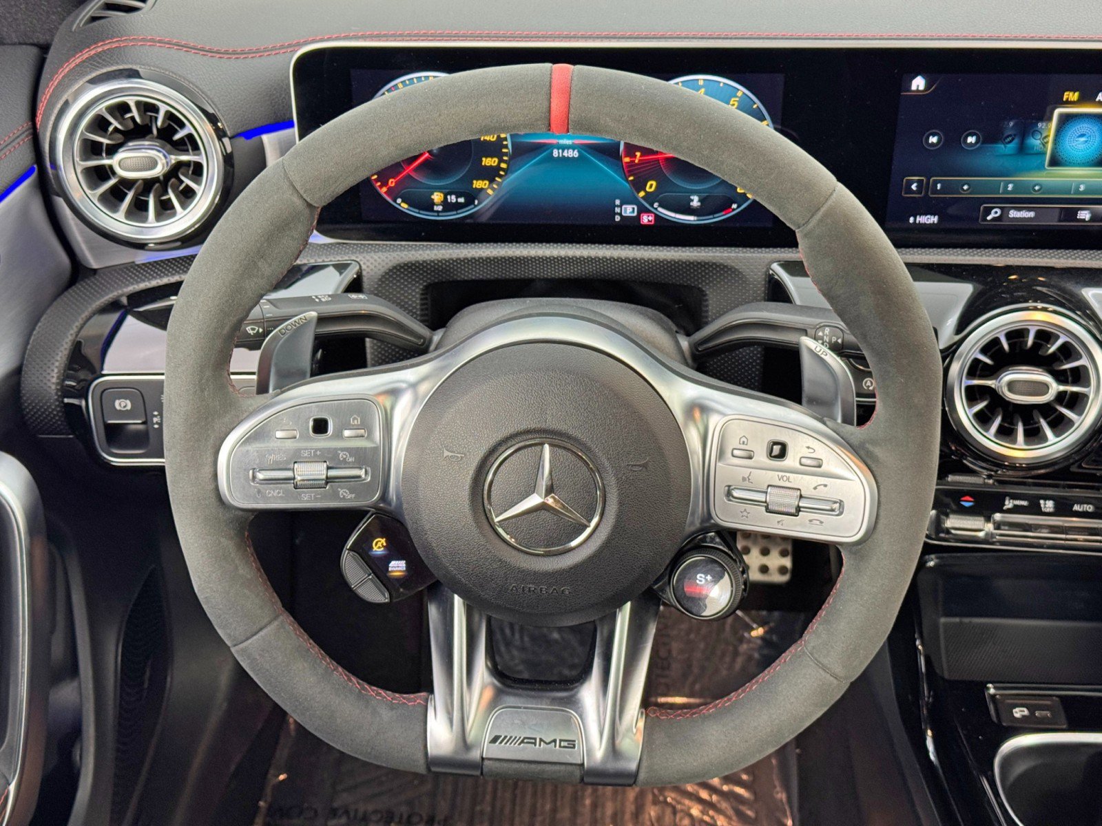 Used 2020 Mercedes-Benz CLA 35 AMG 4MATIC image 20