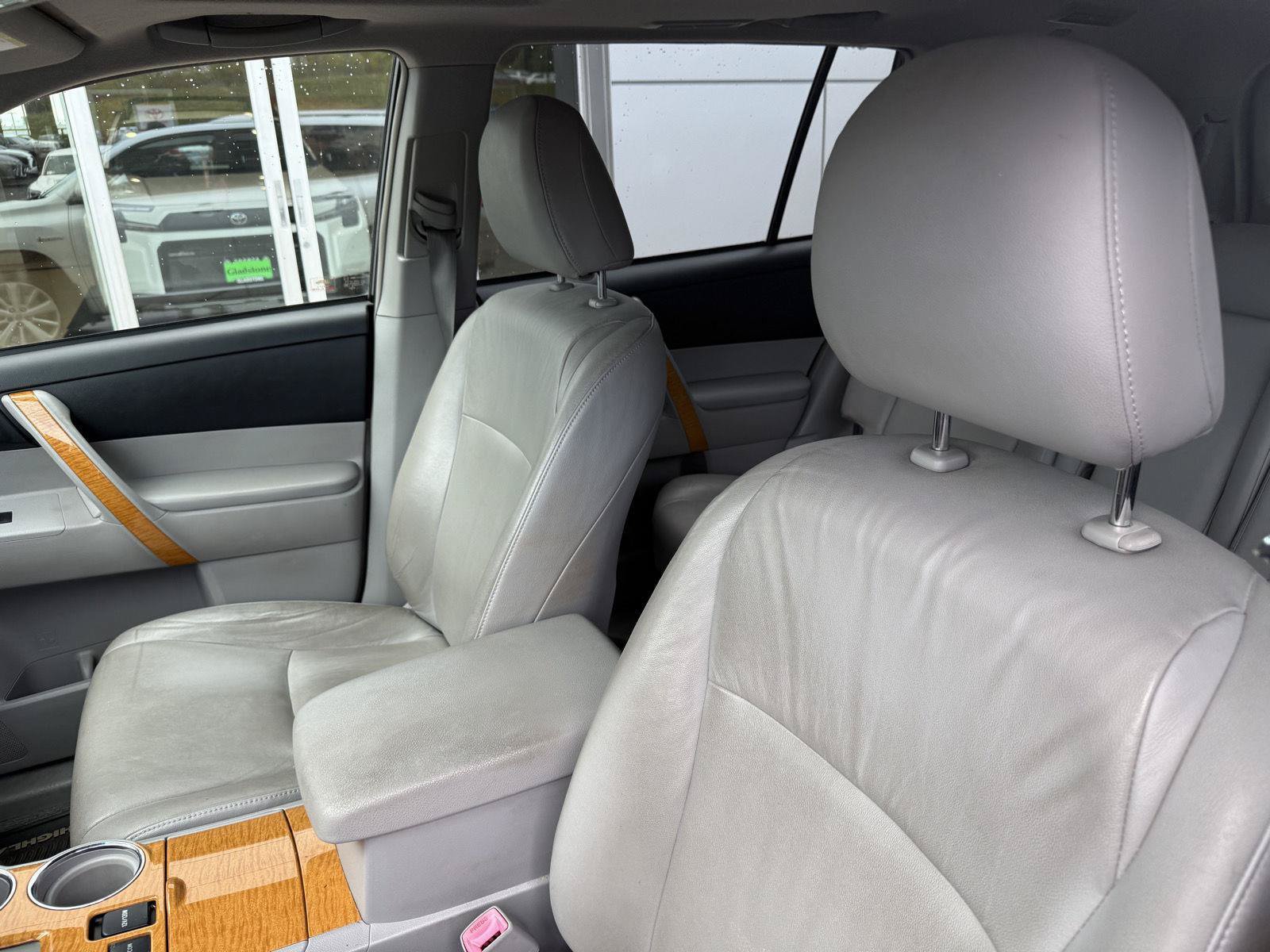 Used 2008 Toyota Highlander Limited AWD/4WD image 12