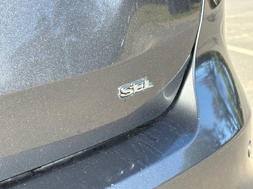 Used 2018 Ford Focus SEL FWD image 37
