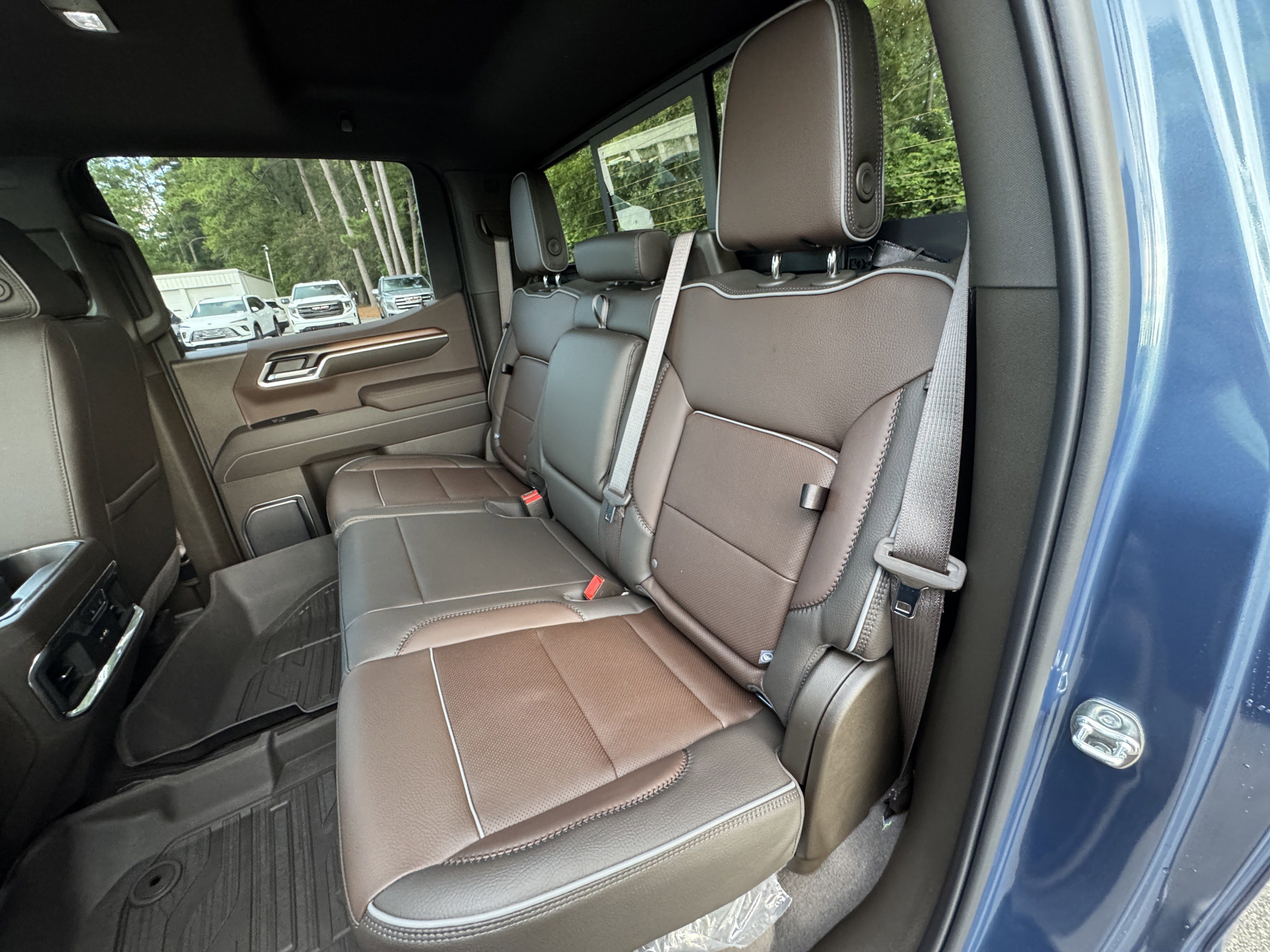New 2026 GMC Sierra 1500 Denali w/ Denali Reserve Package image 26