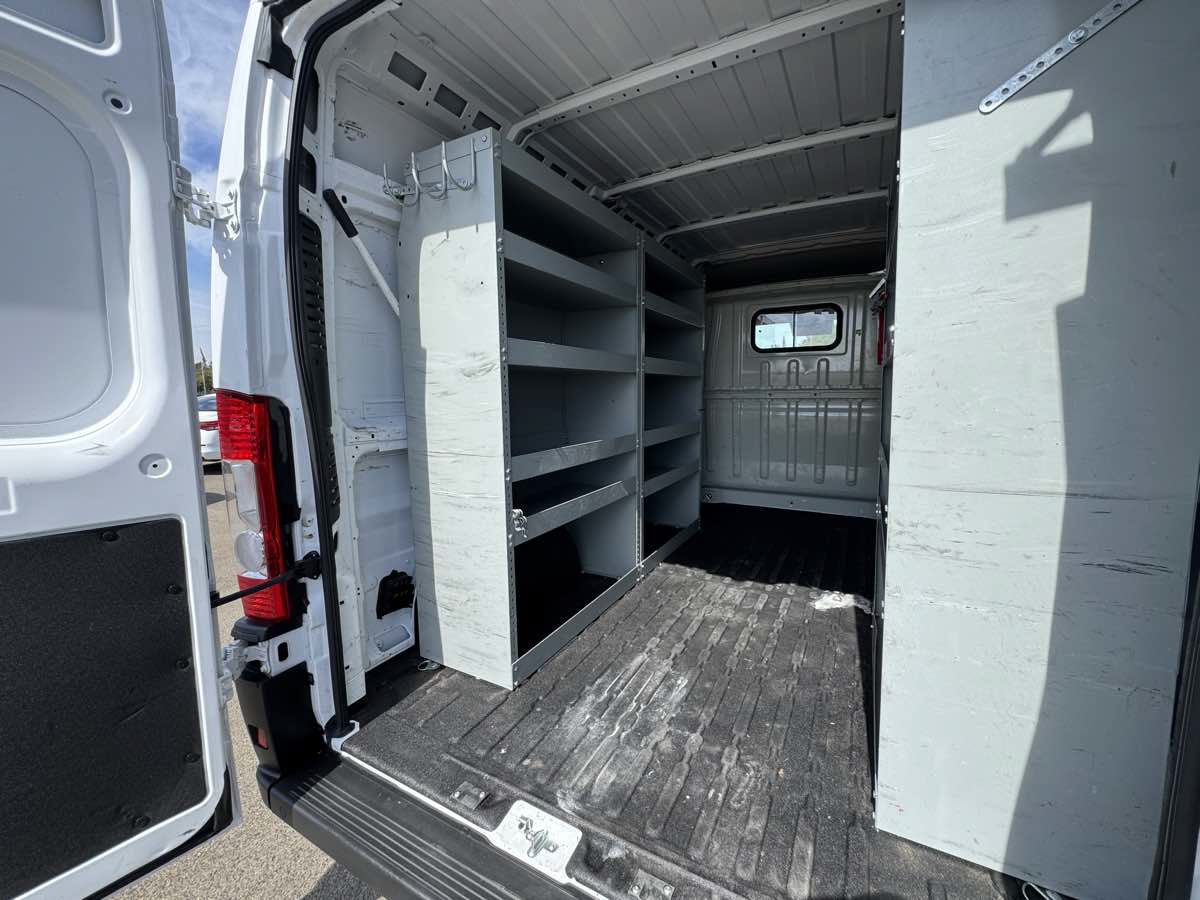Used 2025 RAM ProMaster 2500 FWD image 15