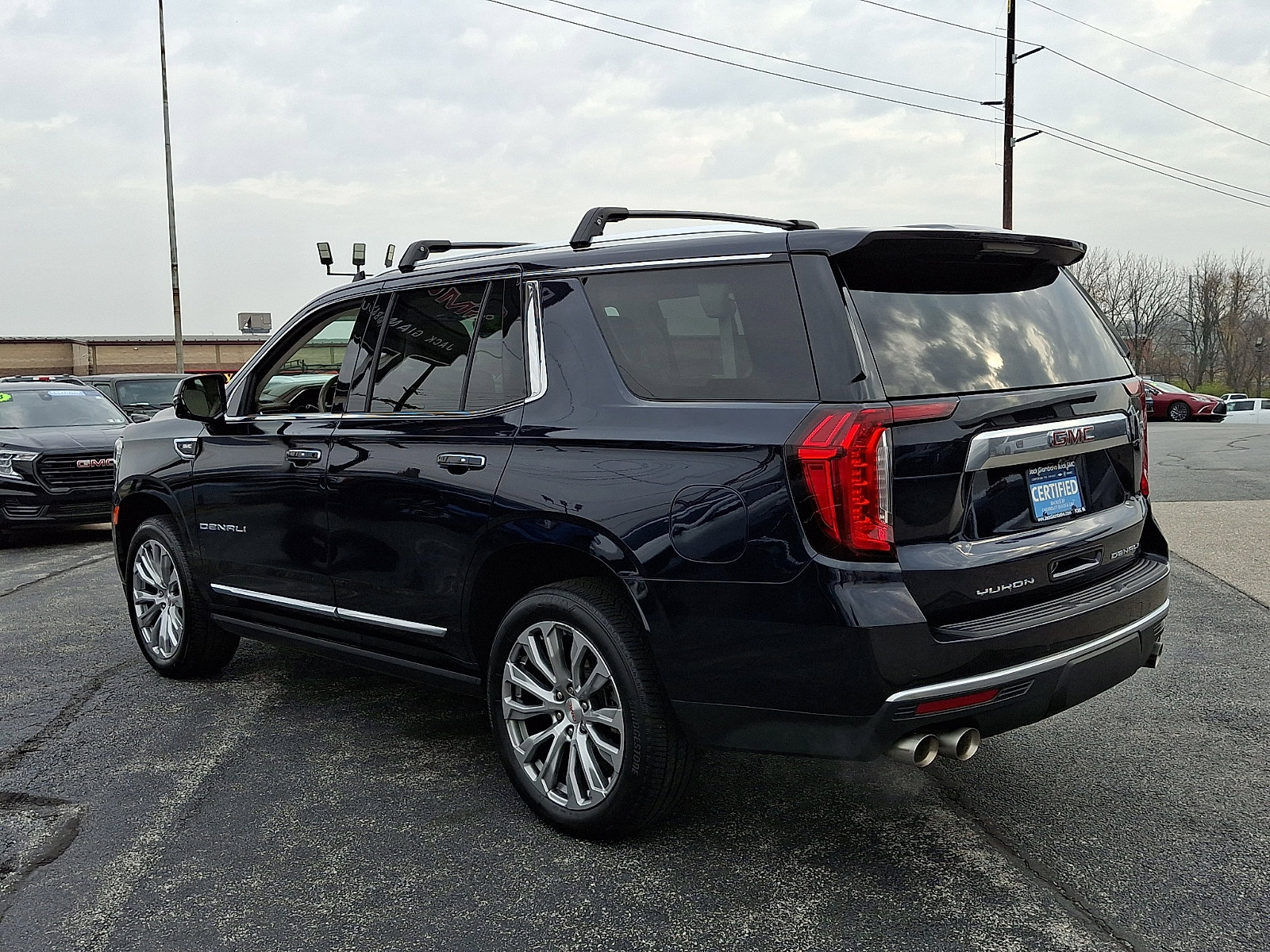 Certified 2022 GMC Yukon Denali w/ Denali Premium Package image 5