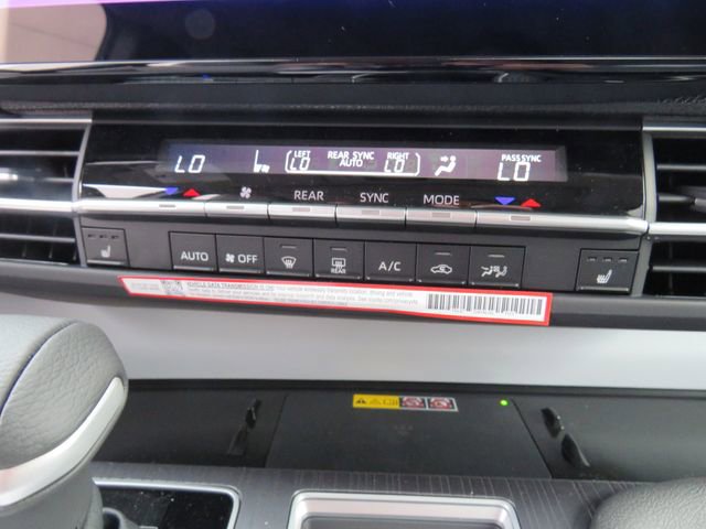 Certified 2026 Toyota Sienna XLE image 31