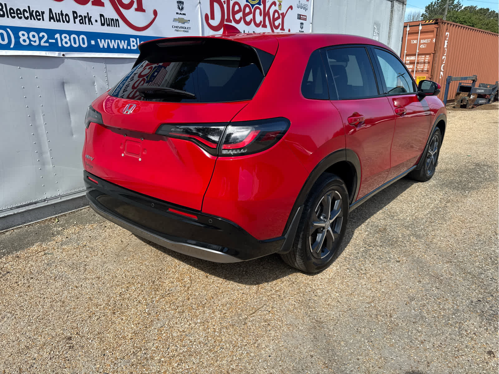 Used 2024 Honda HR-V EX-L image 3