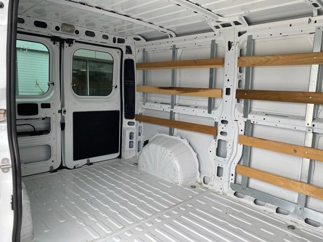 Used 2025 RAM ProMaster 2500 w/ U-Haul Equipment Group FWD image 27
