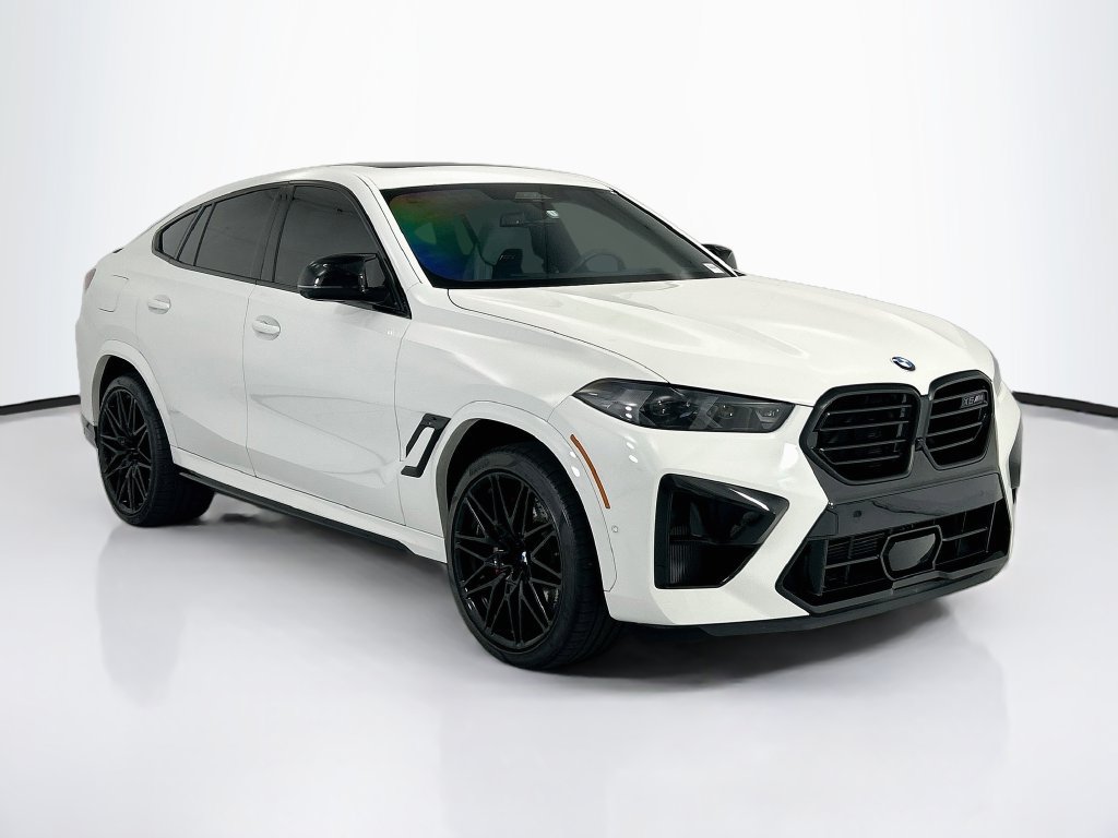 Used 2026 BMW X6 M Competition w/ Executive Package AWD/4WD image 3