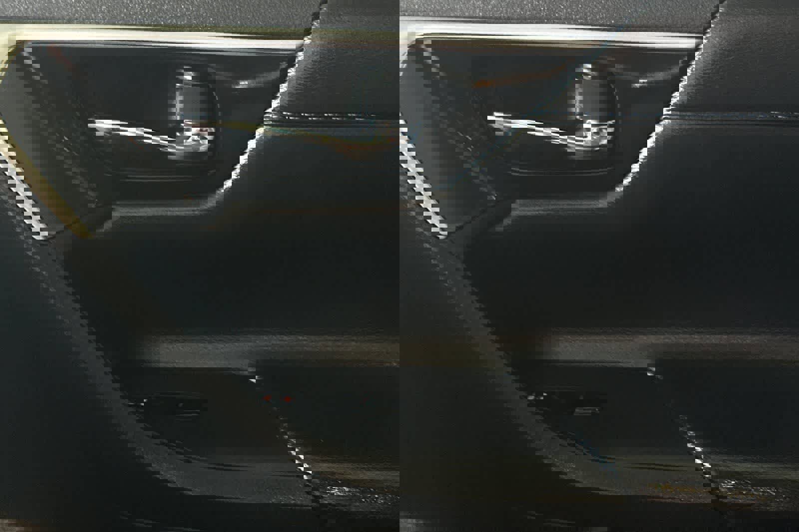 Used 2018 Nissan Altima 2.5 SR w/ SR Midnight Edition image 19