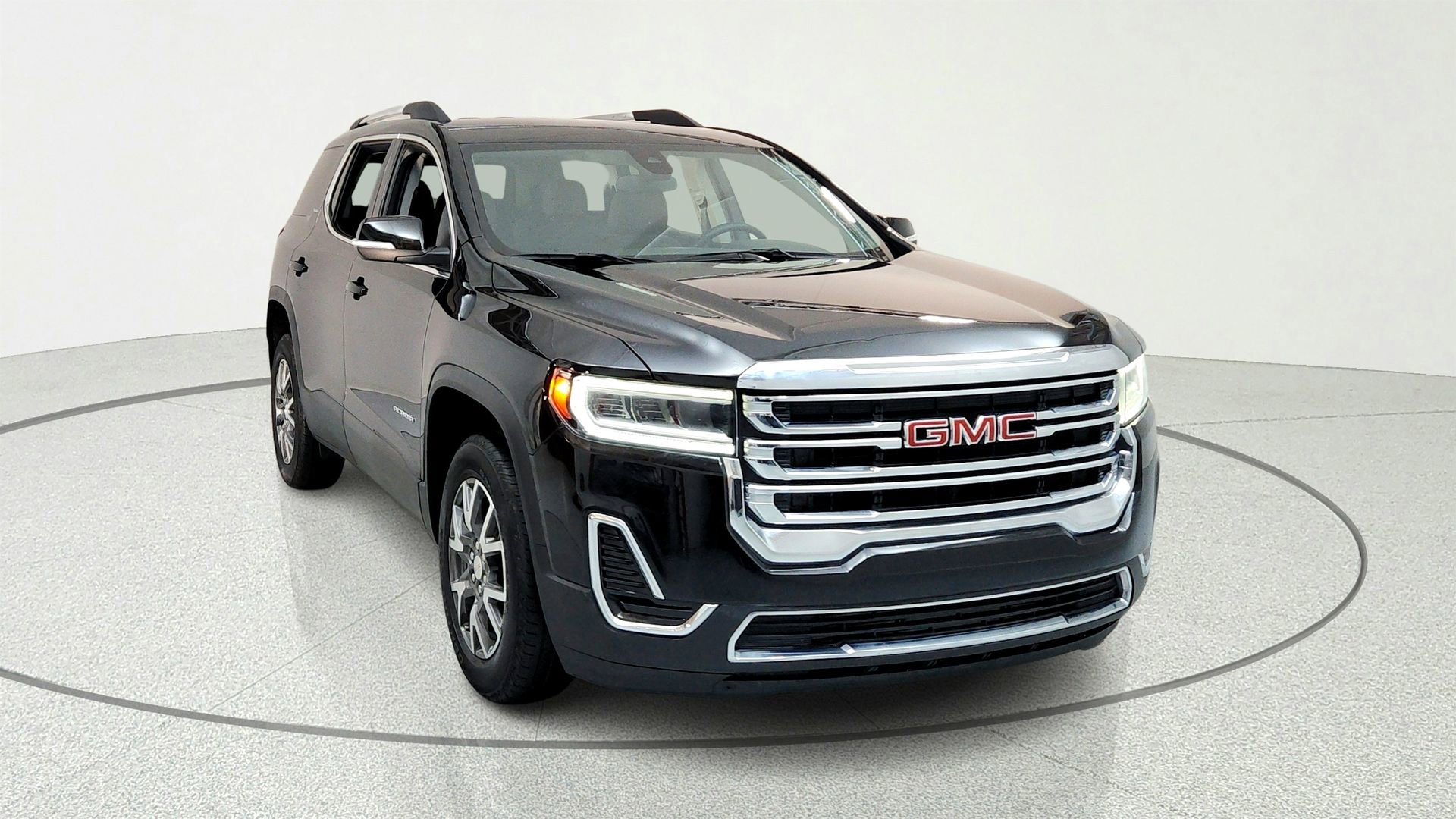 Certified 2023 GMC Acadia SLE w/ Driver Convenience Package FWD image 7