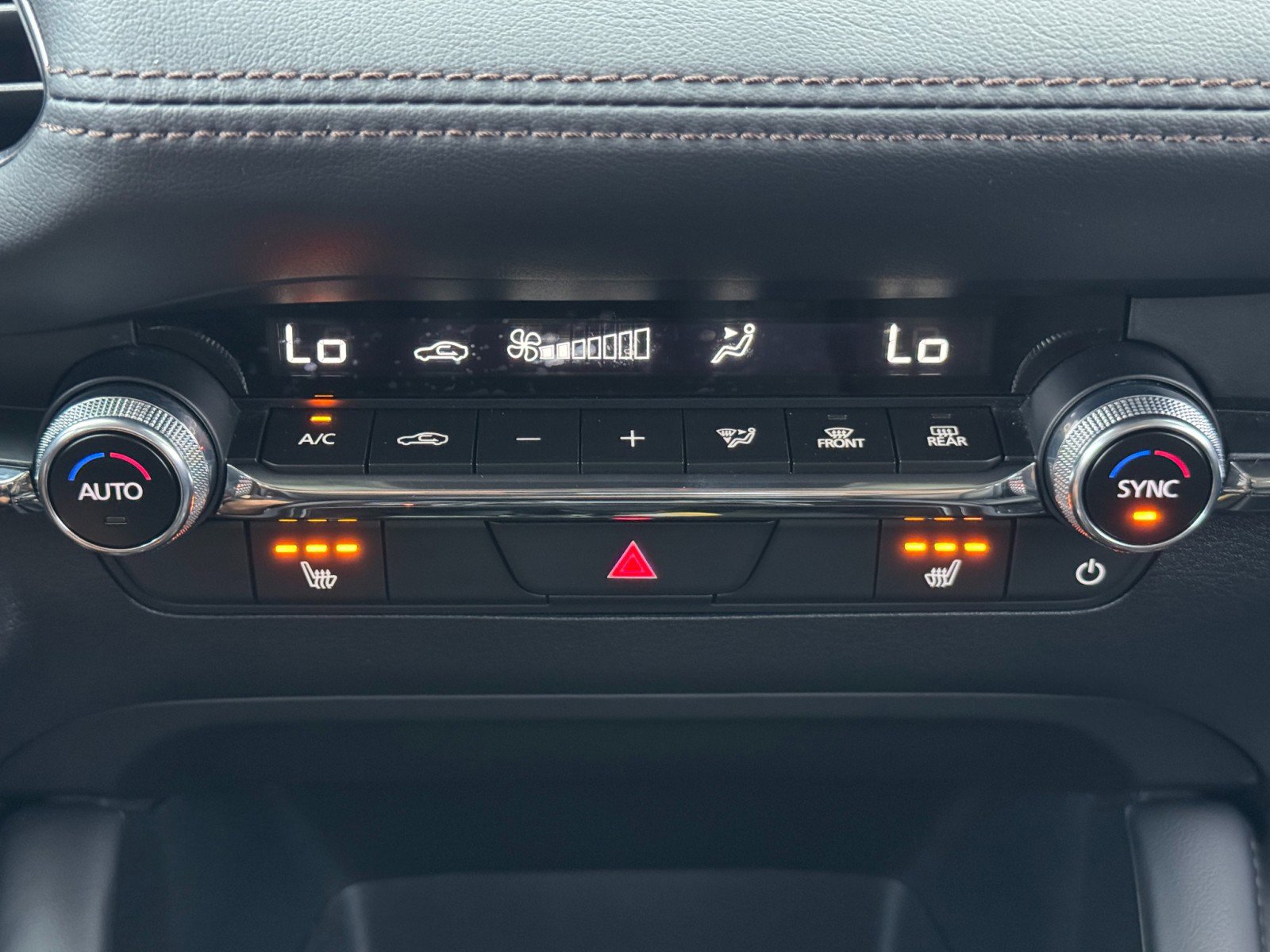 Used 2025 MAZDA MAZDA3 s image 26